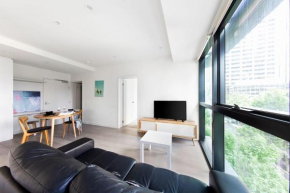A Comfy 2BR Apt Next to QV & Melbourne Central